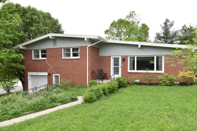 847 Shadeland Drive, Danville, KY 40422 — primary photo