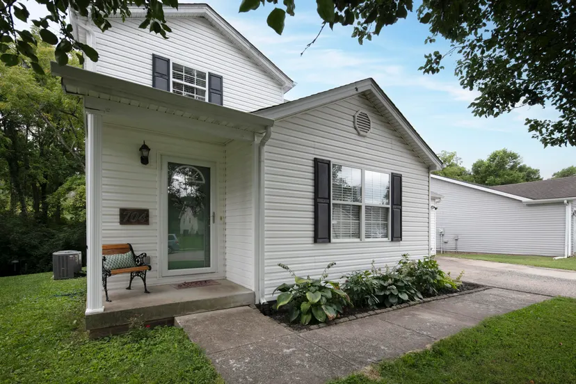704 Cottonwood Drive, Richmond, KY 40475 — primary photo