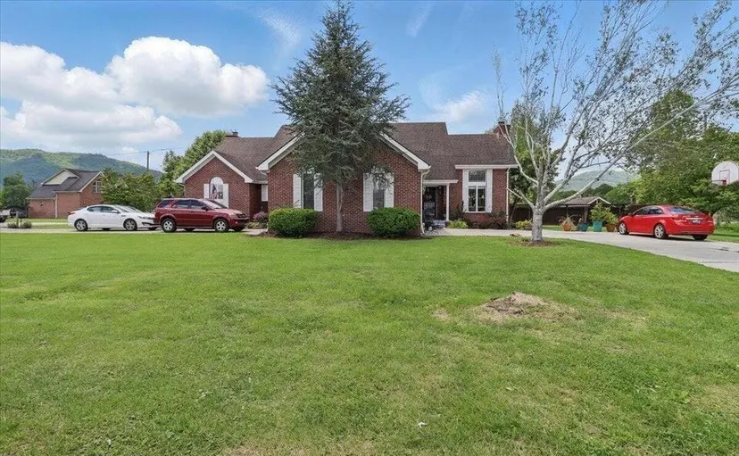523 N 30th Street, Middlesboro, KY 40965 — primary photo
