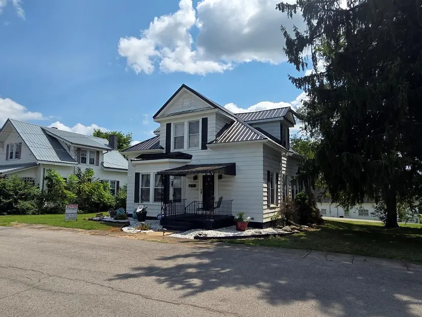 231 Mills Avenue, Flemingsburg, KY 41041 — primary photo