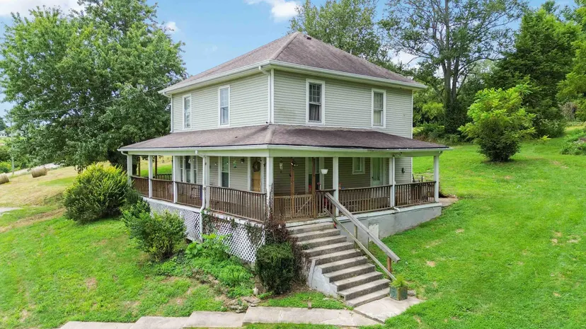 845 Copperhead Road, Paint Lick, KY 40461 — primary photo