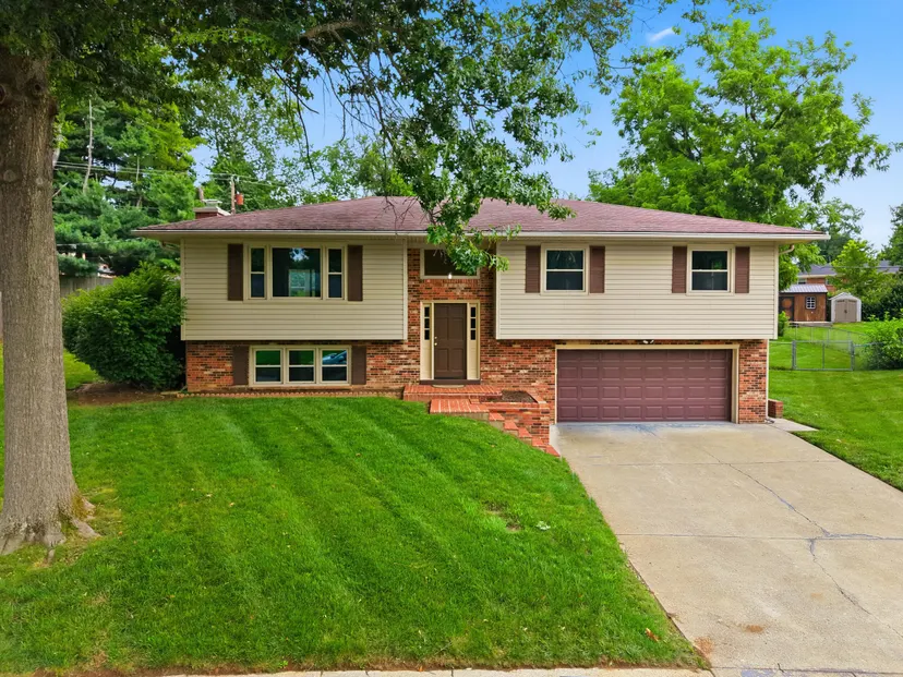 3409 Fraserdale Drive, Lexington, KY 40503 — primary photo