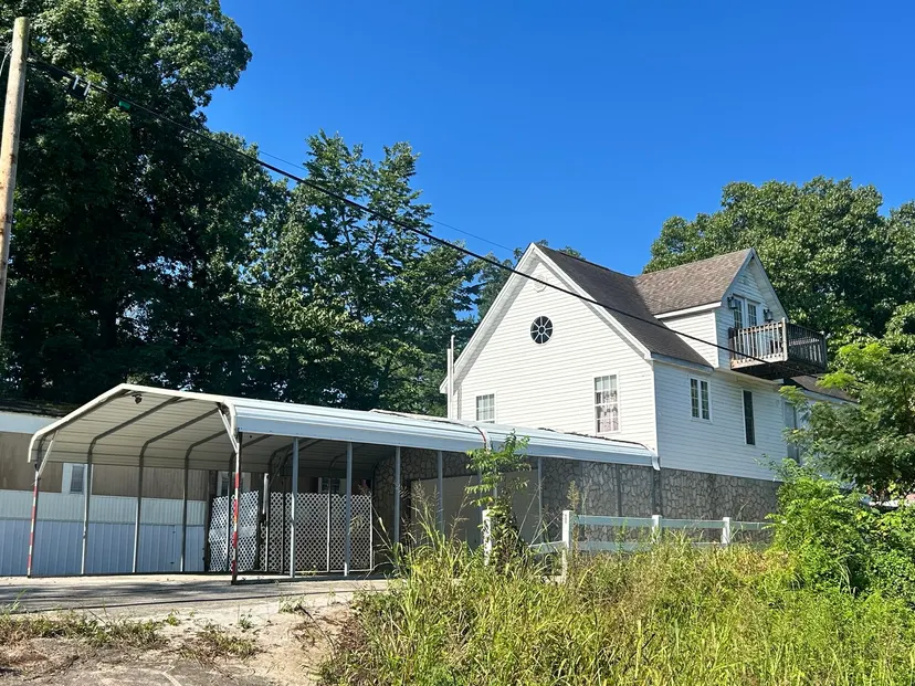 51 Beauchamp Boulevard, Somerset, KY 42503 — primary photo