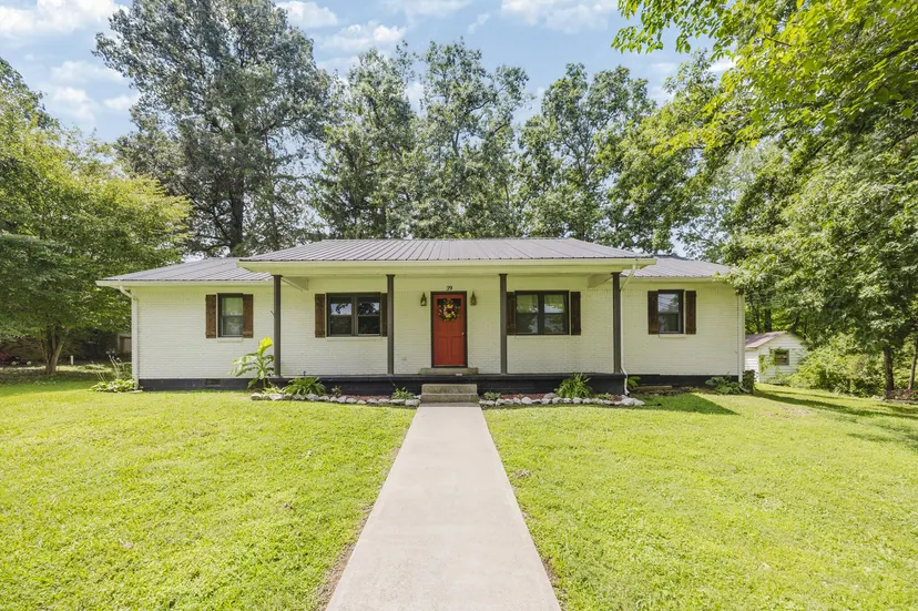 39 College Court, Stanton, KY 40380 — primary photo