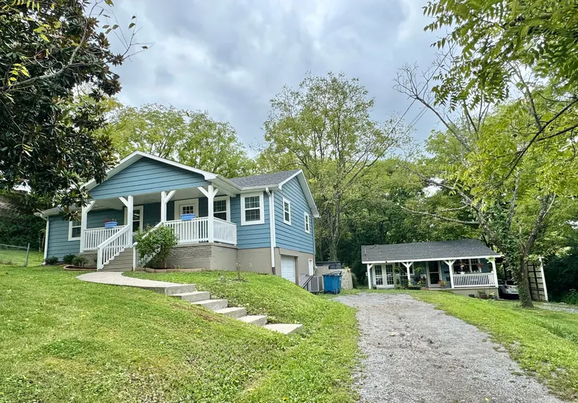 719 Gose Pike, Danville, KY 40422 — primary photo