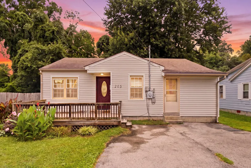 205 Dinsmore Street, Berea, KY 40403 — primary photo