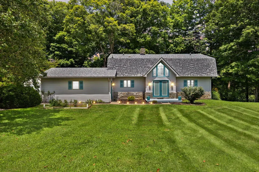 158 Enchanted Drive, Somerset, KY 42503 — primary photo