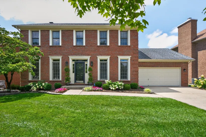 604 Rolling Creek Lane, Lexington, KY 40515 — primary photo