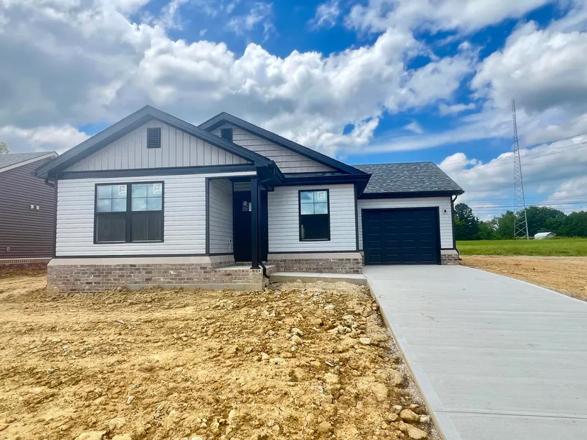 213 Terrace View Drive, Berea, KY 40403 — primary photo
