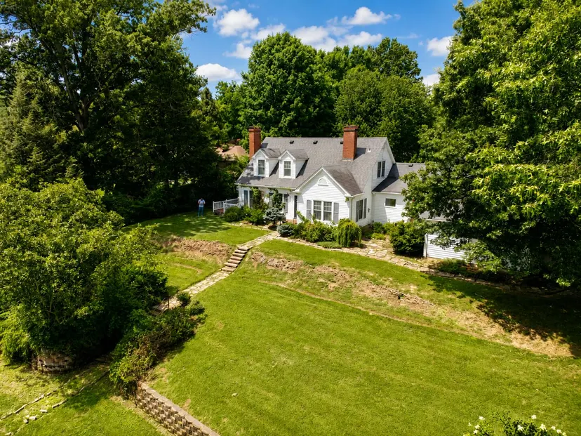 302 Peachbloom Hill Ln Lane, Berea, KY 40403 — primary photo