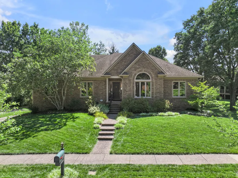 2317 Shannawood Drive, Lexington, KY 40513 — primary photo