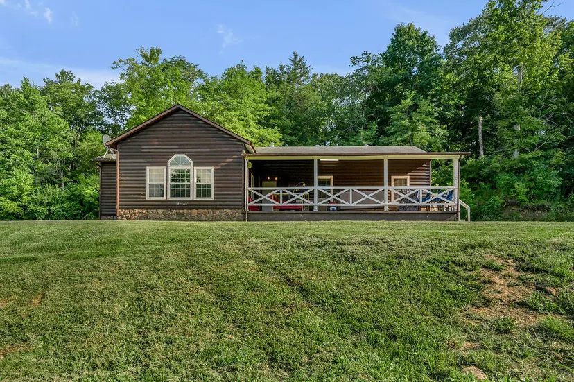 690 Finnell Pike, Georgetown, KY 40324 — primary photo
