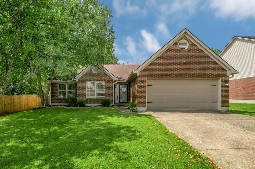 113 S Town Branch Drive, Nicholasville, KY 40356 — primary photo
