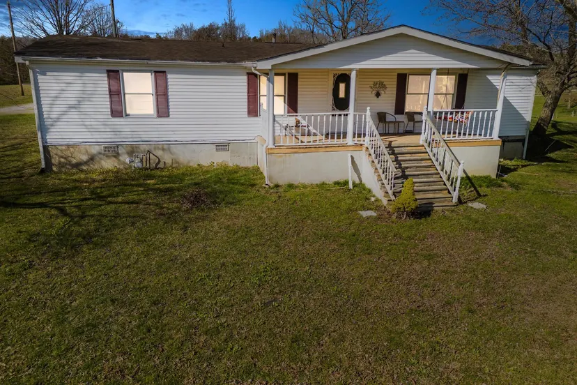 1000 New Cut Road, Jeffersonville, KY 40337 — primary photo