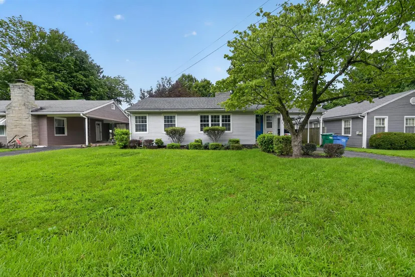 707 Hillcrest Drive, Danville, KY 40422 — primary photo
