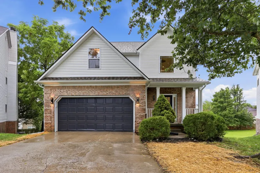 4616 Fitzroy Court, Lexington, KY 40515 — primary photo
