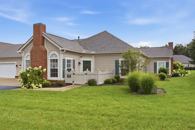 141 Academy Drive, Wilmore, KY 40390 — primary photo