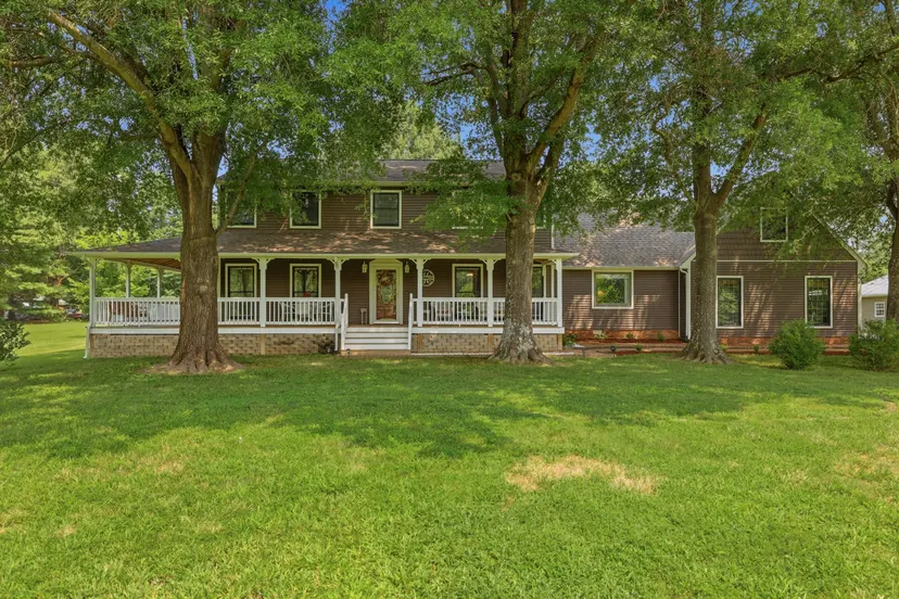 2044 Sharpe School Road, Calvert City, KY 42029 — primary photo