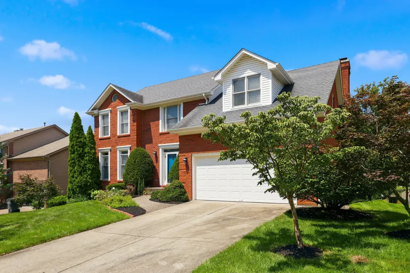 688 Emmett Creek Lane, Lexington, KY 40515 — primary photo