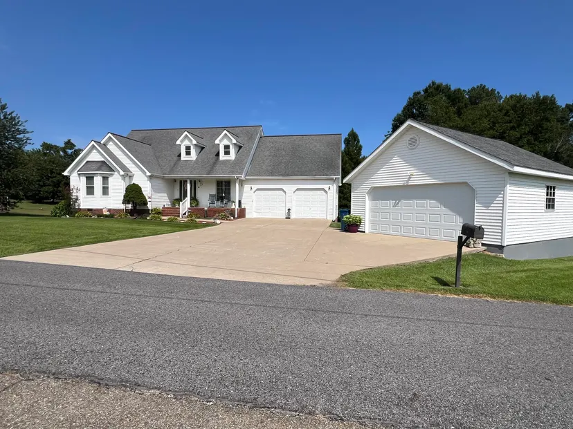 40 Lindsey Lane, Symsonia, KY 42082 — primary photo