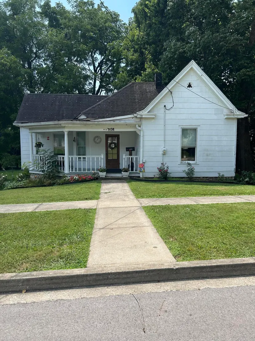 412 Holt Avenue, Mt Sterling, KY 40353 — primary photo