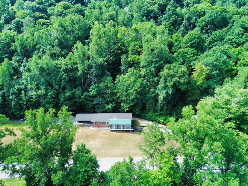 1556 KY-8, Vanceburg, KY 41179 — primary photo