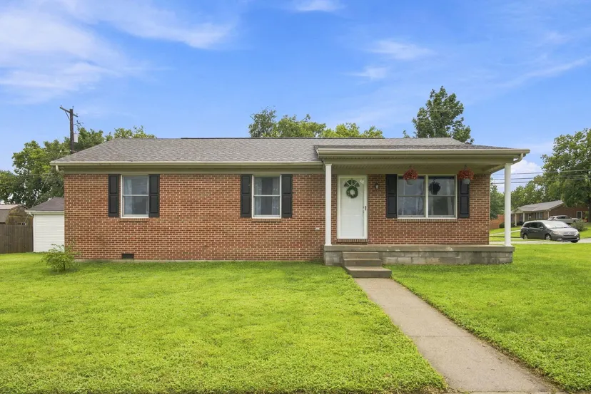 700 Wise Drive, Wilmore, KY 40390 — primary photo