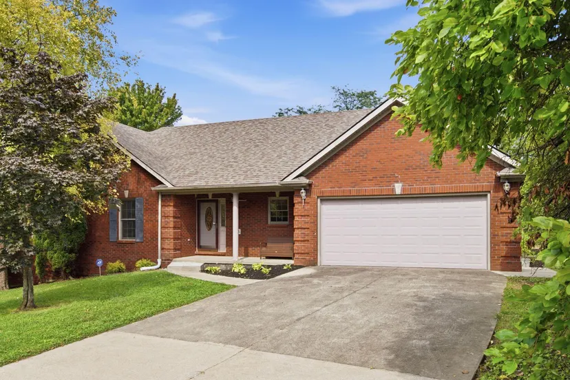 236 Savanna Drive, Richmond, KY 40475 — primary photo
