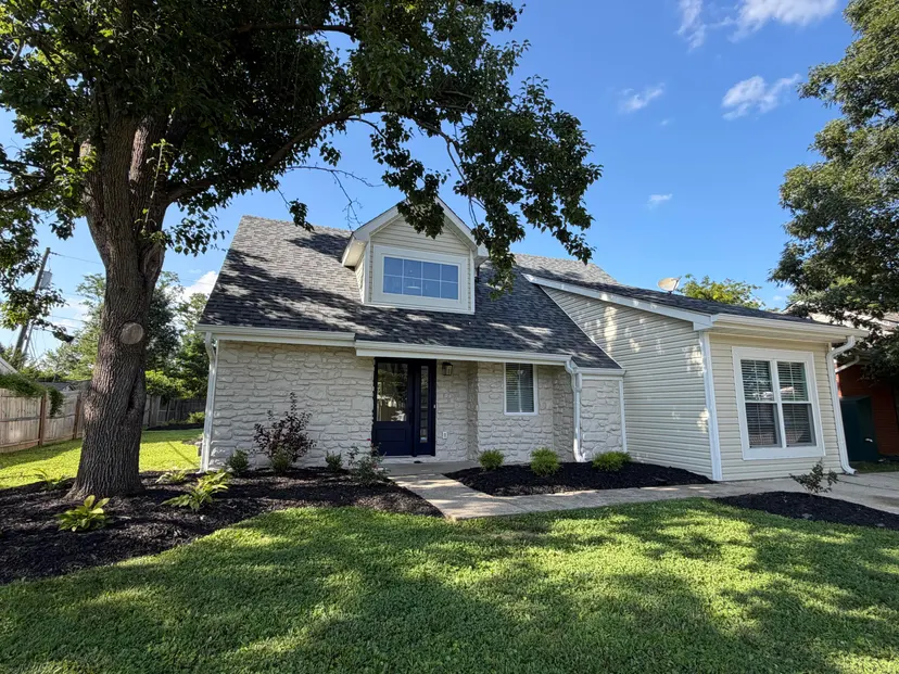 3148 Beaver Creek Drive, Lexington, KY 40517 — primary photo