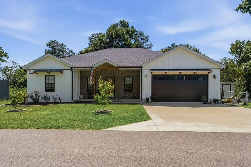3013 Centerview Rough River Lane, Hudson, KY 40145 — primary photo