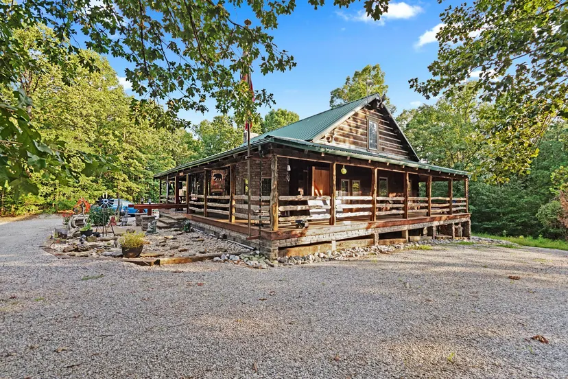 418 Dogwood Trail, Gilbertsville, KY 42044 — primary photo