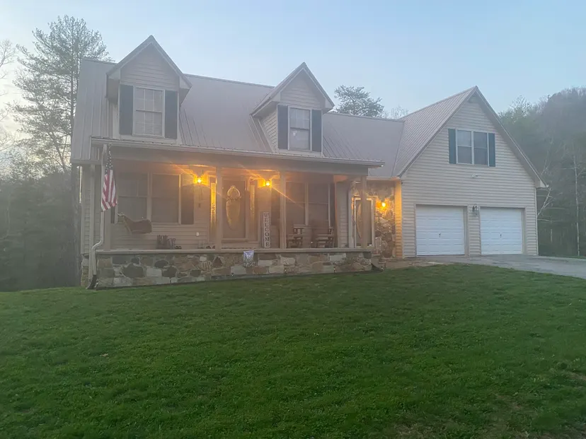 11598 Red Lick Road, Irvine, KY 40336 — primary photo