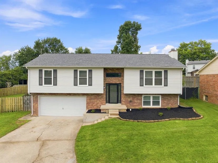3709 Cali Court, Lexington, KY 40517 — primary photo