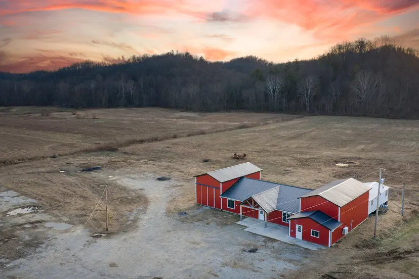14198 Hwy 191, Hazel Green, KY 41332 — primary photo