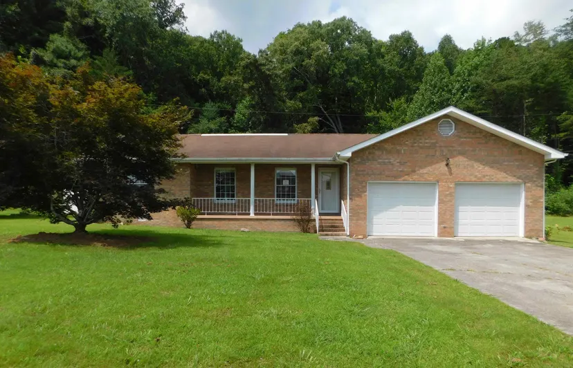 125 Adams Lane, Barbourville, KY 40906 — primary photo