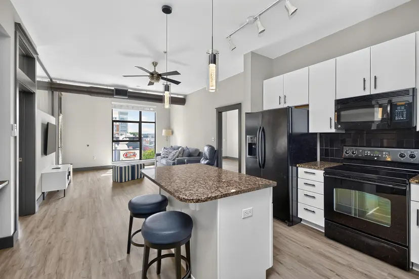 535 S Upper Street 325, Lexington, KY 40508 — primary photo