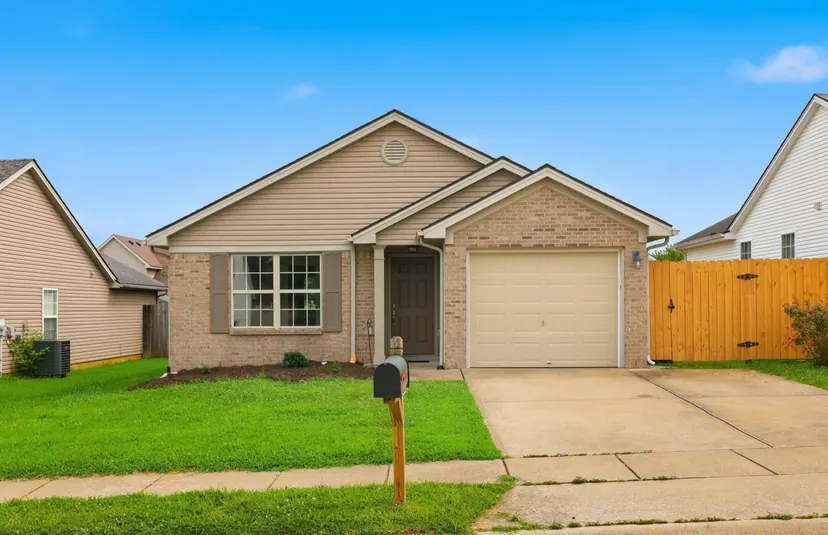 132 Ransom Trace, Georgetown, KY 40324 — primary photo