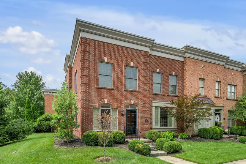 967 Star Shoot Parkway, Lexington, KY 40509 — primary photo