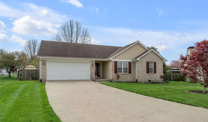 208 Corral Court, Frankfort, KY 40601 — primary photo