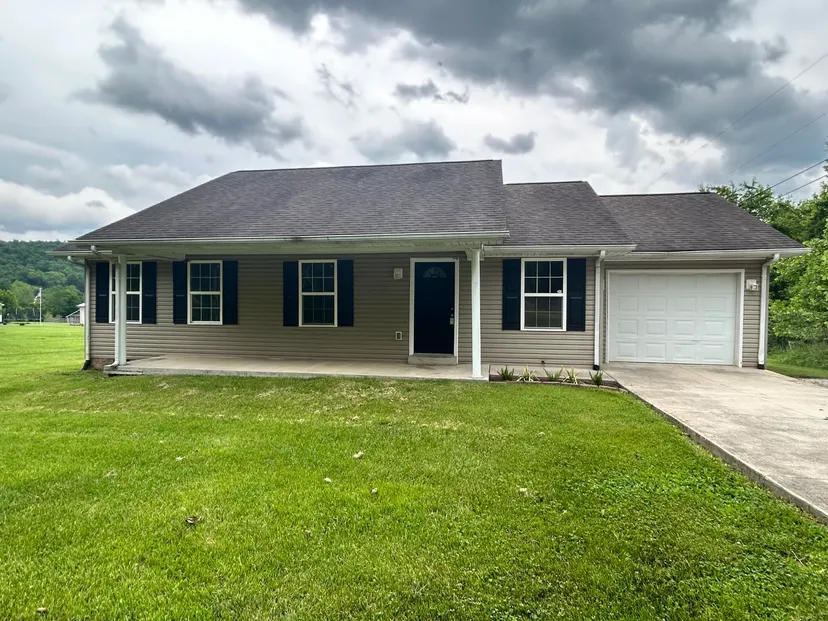 1465 Blaze Valley Road, Somerset, KY 42501 — primary photo