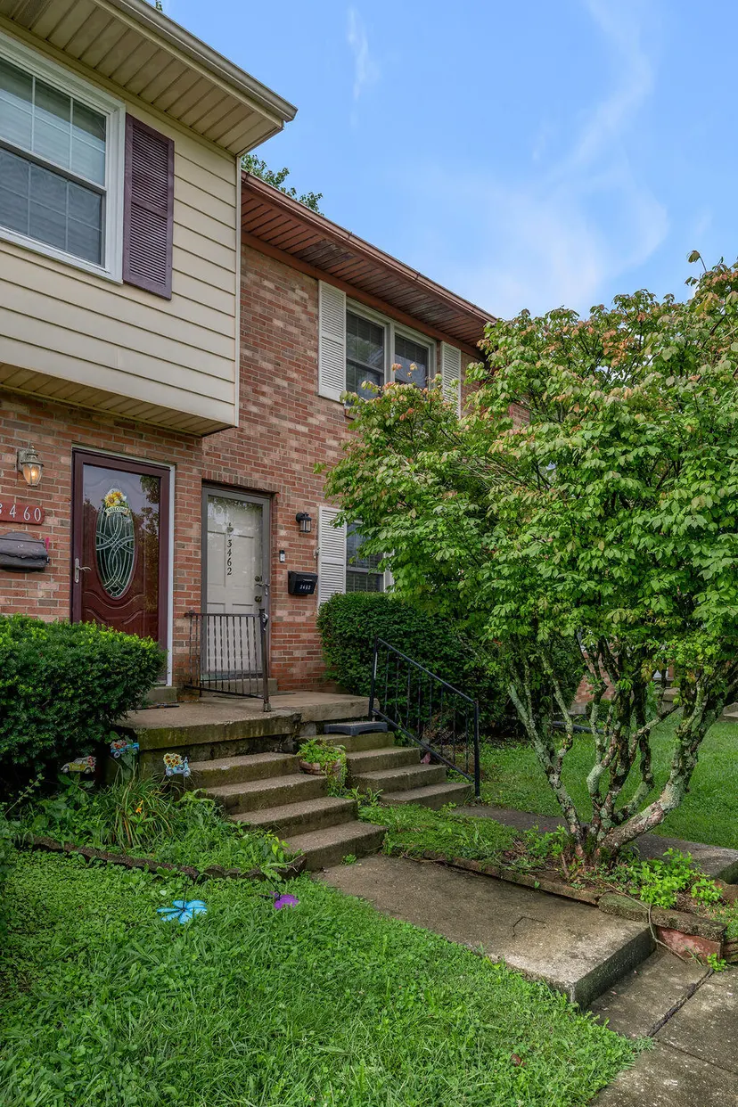 3462 Sutherland Drive, Lexington, KY 40517 — primary photo