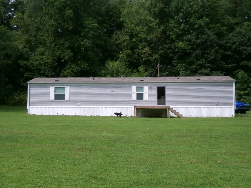 2379 Kentucky 213, Jeffersonville, KY 40337 — primary photo