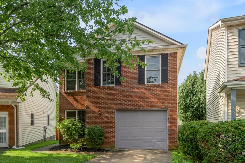 2806 Kasey Court, Lexington, KY 40517 — primary photo