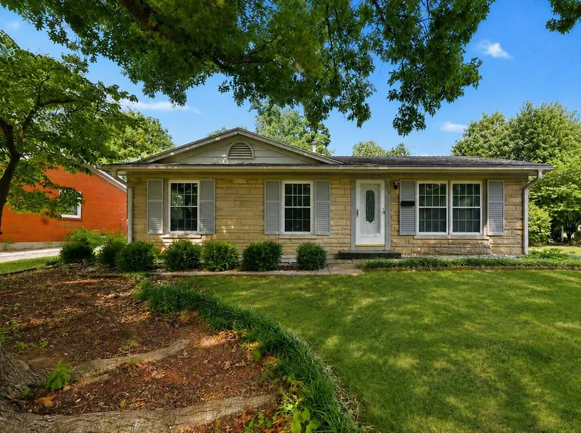 217 Inverness Drive, Lexington, KY 40517 — primary photo