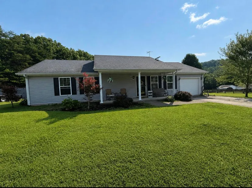 146 Tucker Circle, Berea, KY 40403 — primary photo
