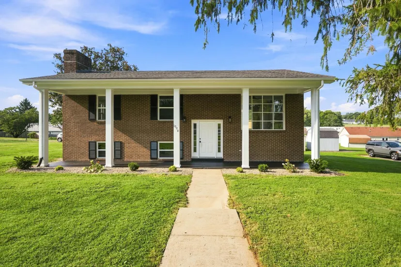 1000 Regency Road, Danville, KY 40422 — primary photo