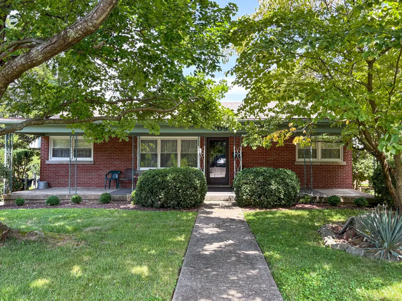 609 Portland Drive, Lexington, KY 40503 — primary photo