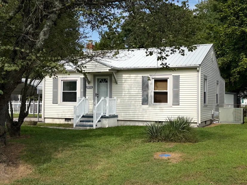 2707 Fairmont Street, Paducah, KY 42003 — primary photo