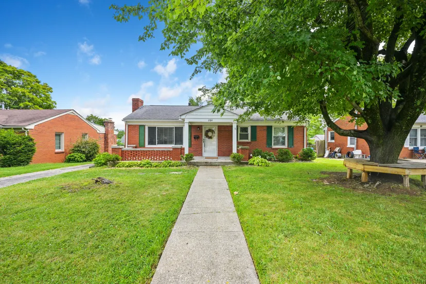 284 Taylor Drive, Lexington, KY 40511 — primary photo