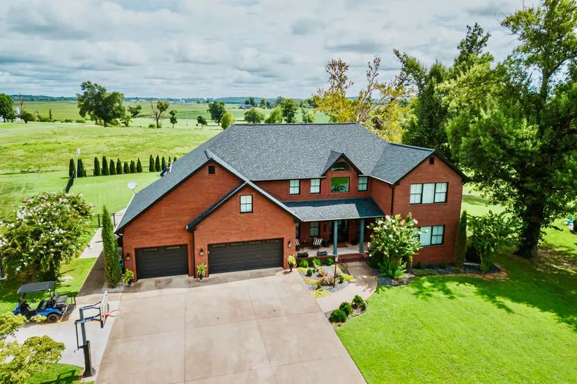 409 Holly Lane, Princeton, KY 42445 — primary photo
